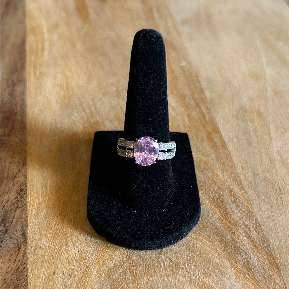 Elegant Silver and pink Women's Ring